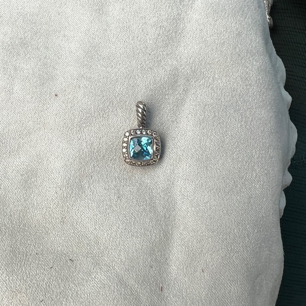 David Yurman petite albion PENDANT ONLY. Sterling silver w/blue topaz & diamonds
